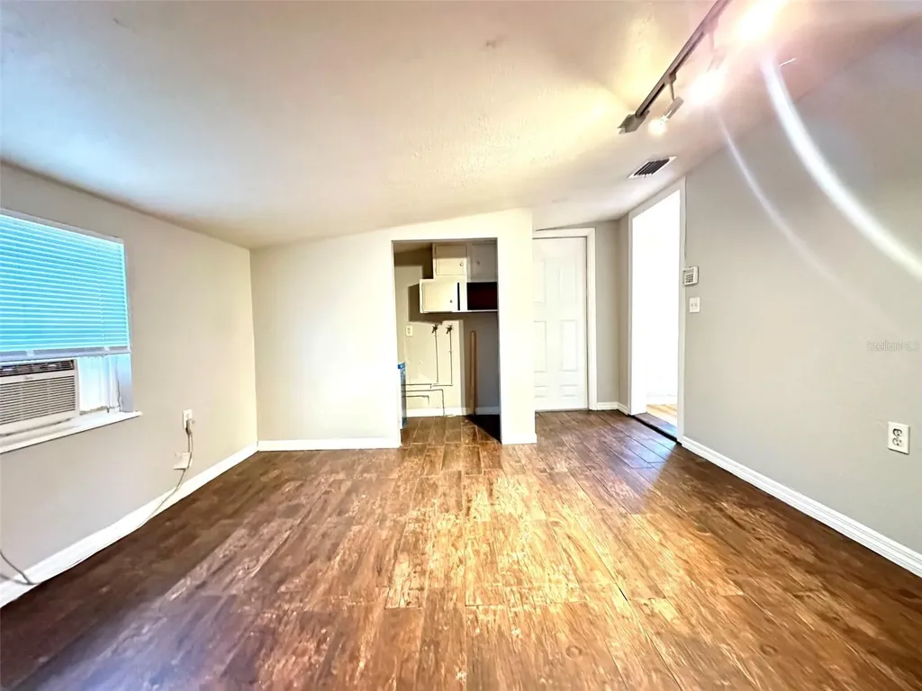4111 28th Street N St Petersburg FL 33714