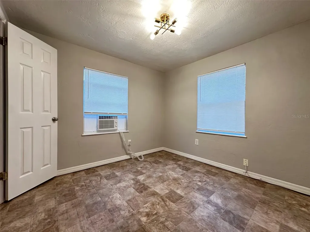 4111 28th Street N St Petersburg FL 33714