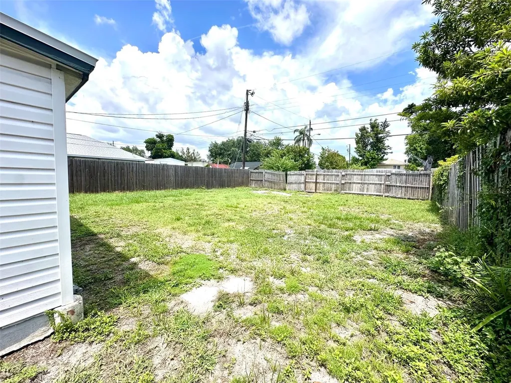4111 28th Street N St Petersburg FL 33714