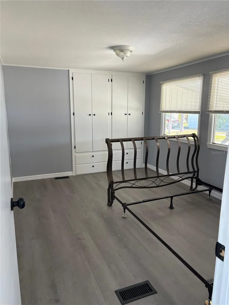4851 W Gandy Boulevard Tampa FL 33611