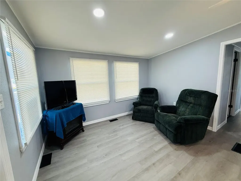 4851 W Gandy Boulevard Tampa FL 33611