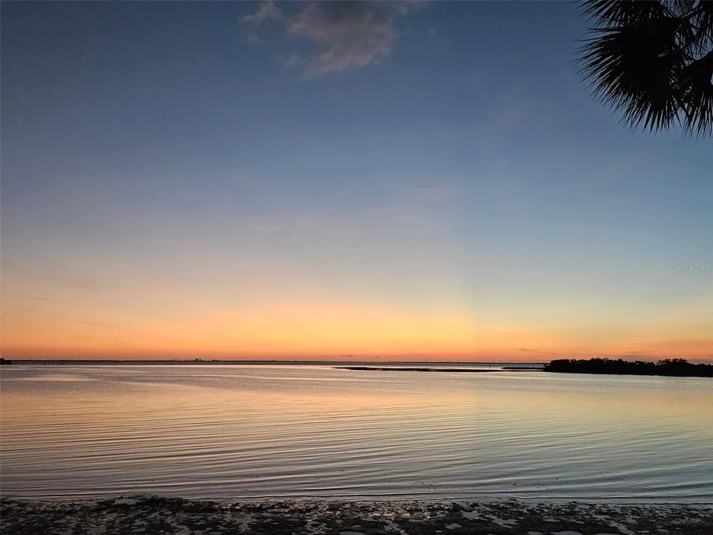 4851 W Gandy Boulevard Tampa FL 33611