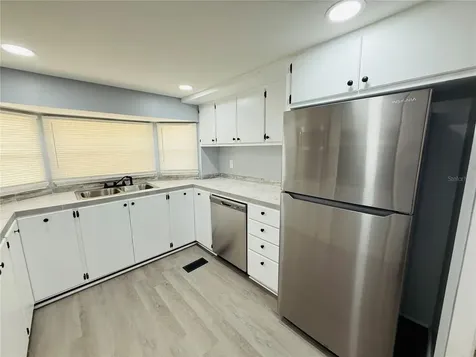 4851 W Gandy Boulevard Tampa FL 33611