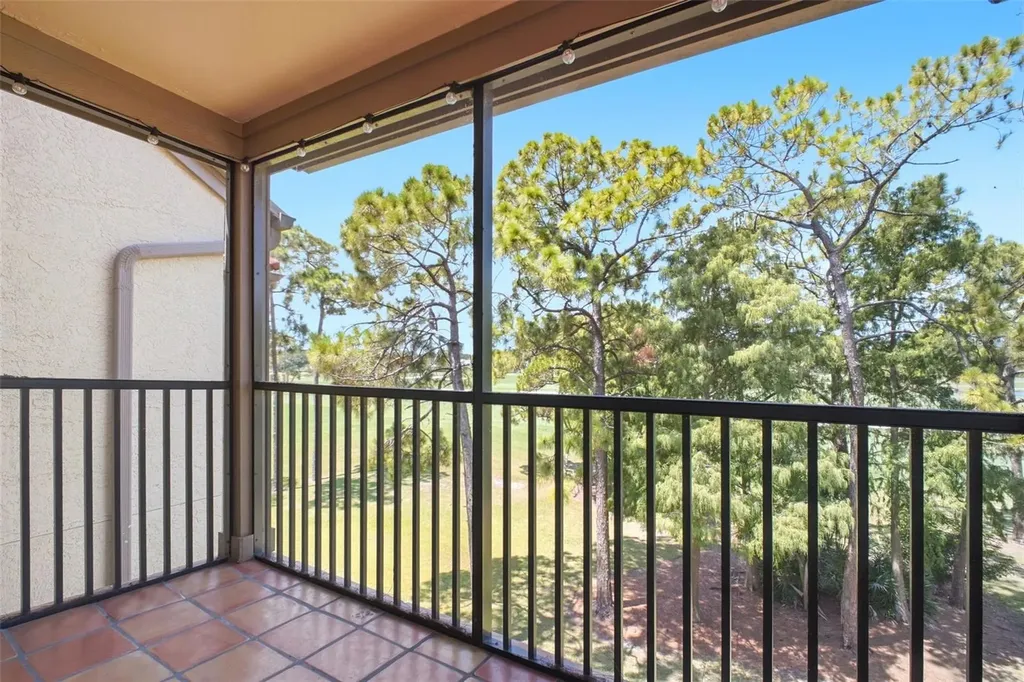 2400 Feather Sound Drive Clearwater FL 33762