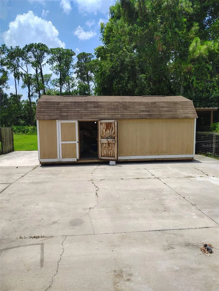 3226 Wheeler Court Dover FL 33527