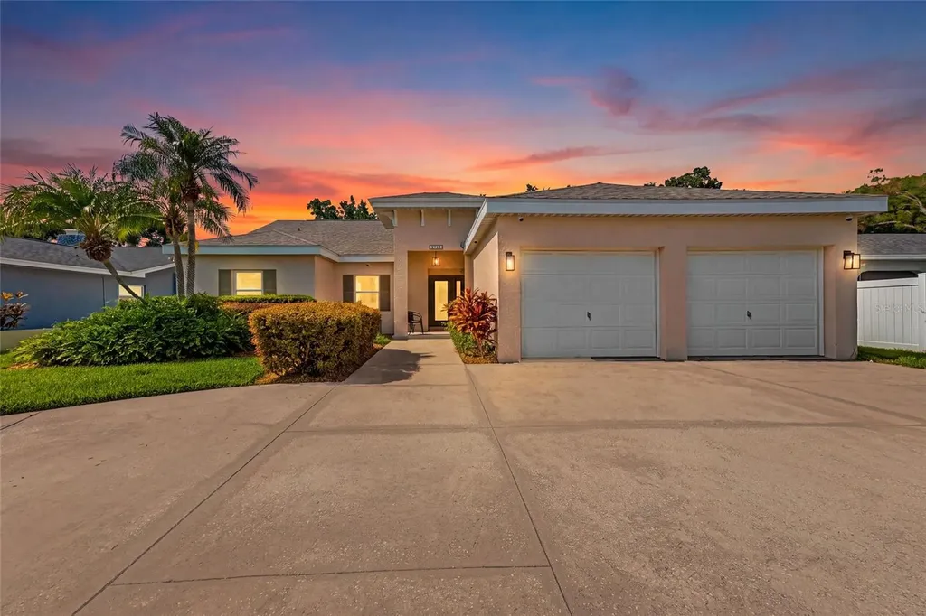 2708 W Osborne Avenue Tampa FL 33614