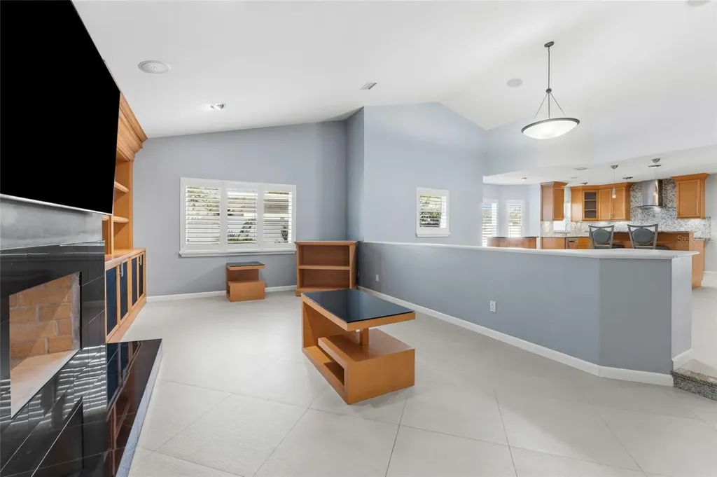 2708 W Osborne Avenue Tampa FL 33614