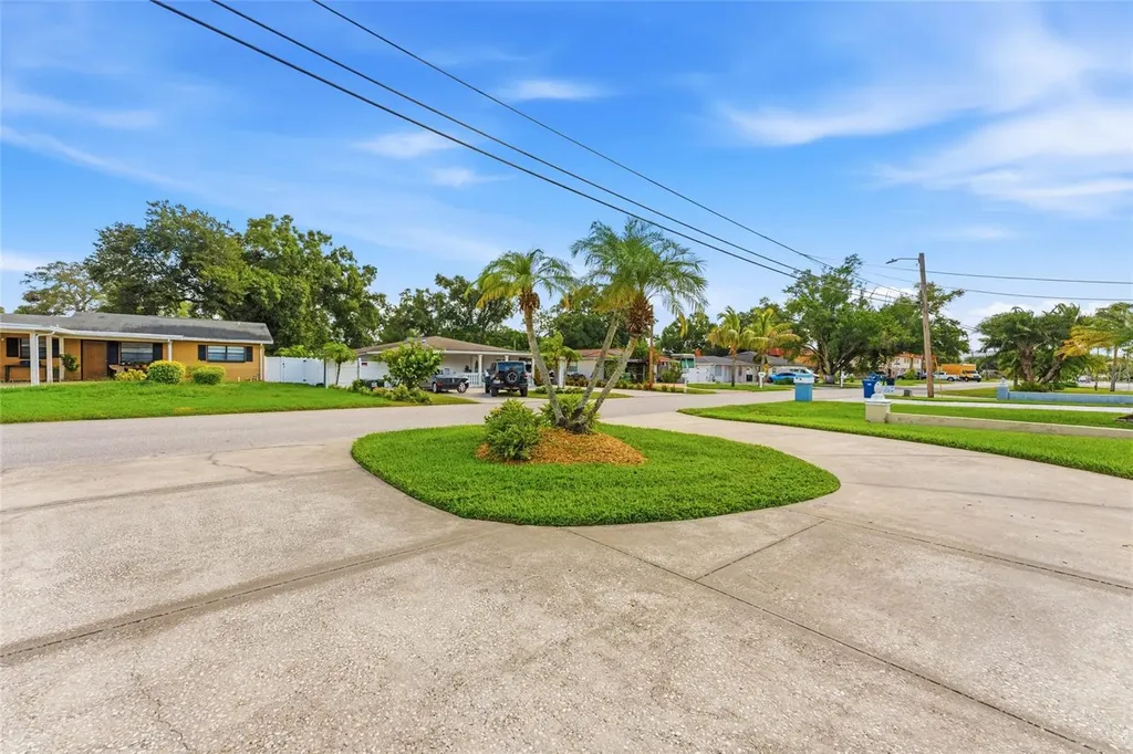 2708 W Osborne Avenue Tampa FL 33614