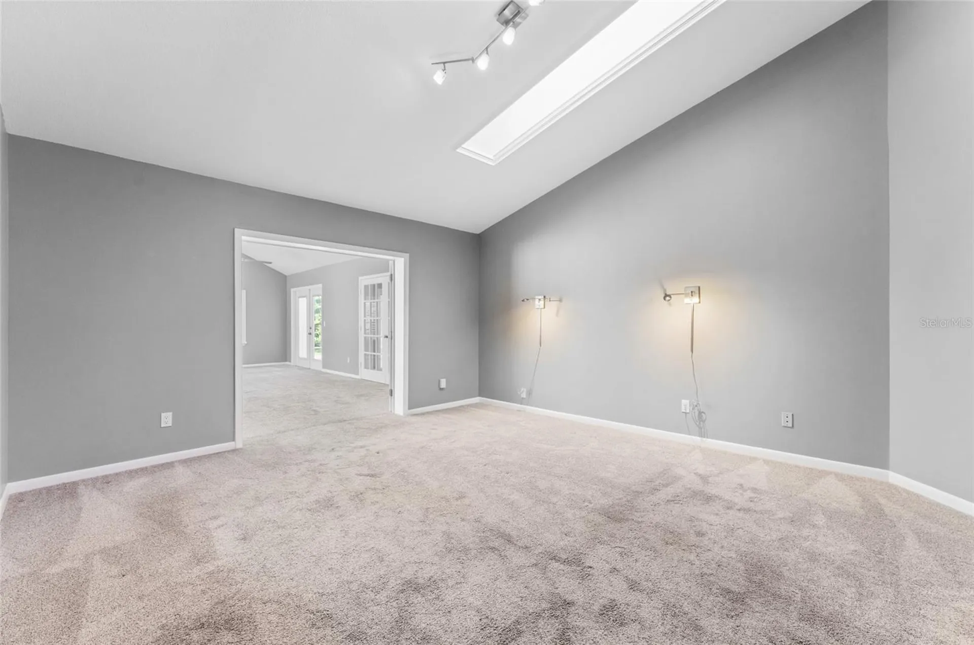 2708 W Osborne Avenue Tampa FL 33614