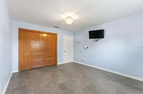 2708 W Osborne Avenue Tampa FL 33614