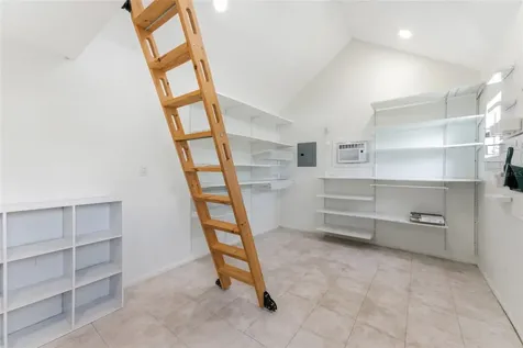 2708 W Osborne Avenue Tampa FL 33614