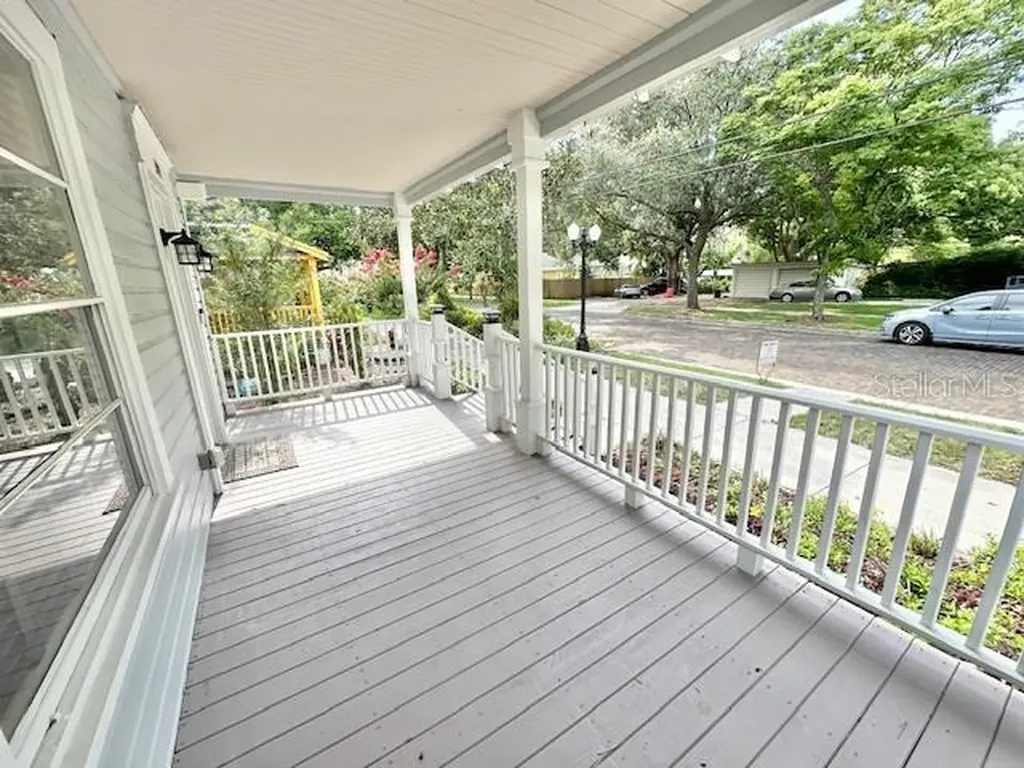 305 W 9th Street Sanford FL 32771
