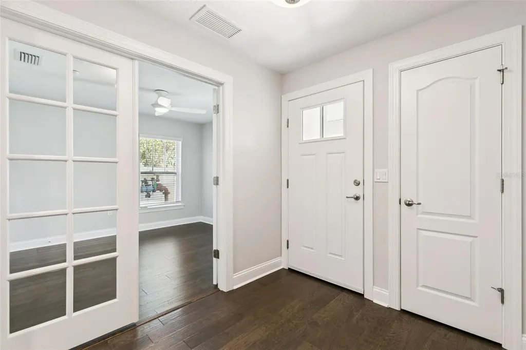 1012 E Marks Street Orlando FL 32803