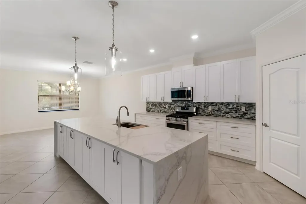 9730 Carnoustie Place Bradenton FL 34211