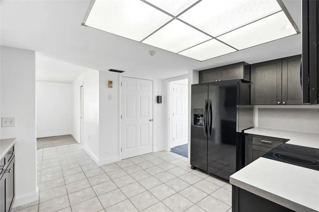 2022 Tanglewood Drive NE St Petersburg FL 33702