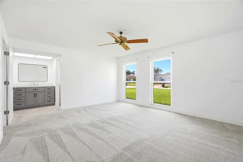 2022 Tanglewood Drive NE St Petersburg FL 33702