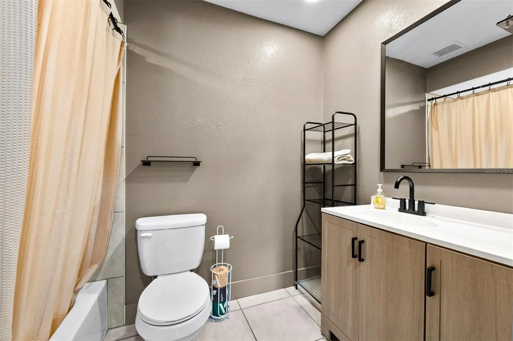 2817 Yule Tree Drive Edgewater FL 32141