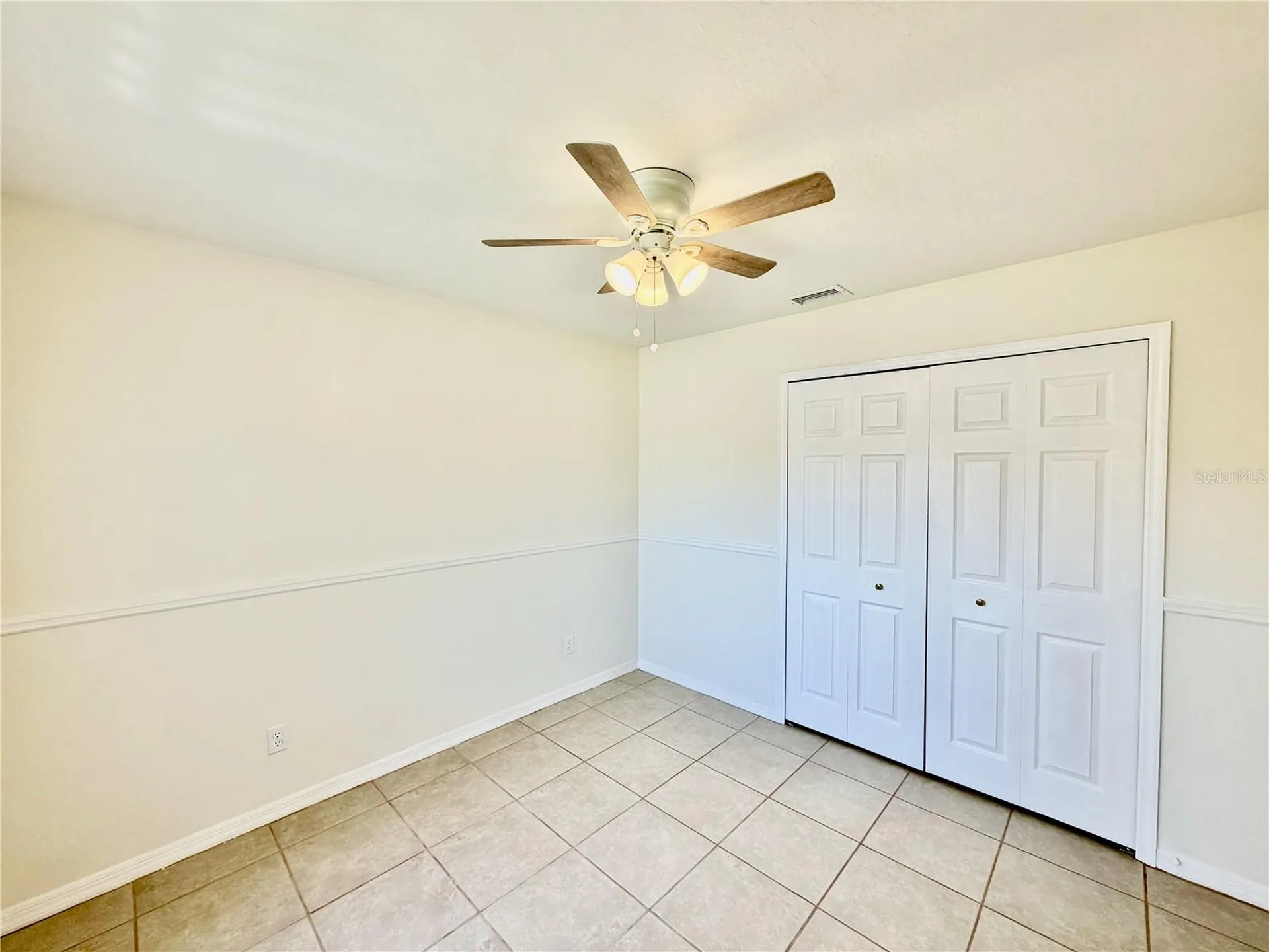 1959 Wood Trail Street Tarpon Springs FL 34689
