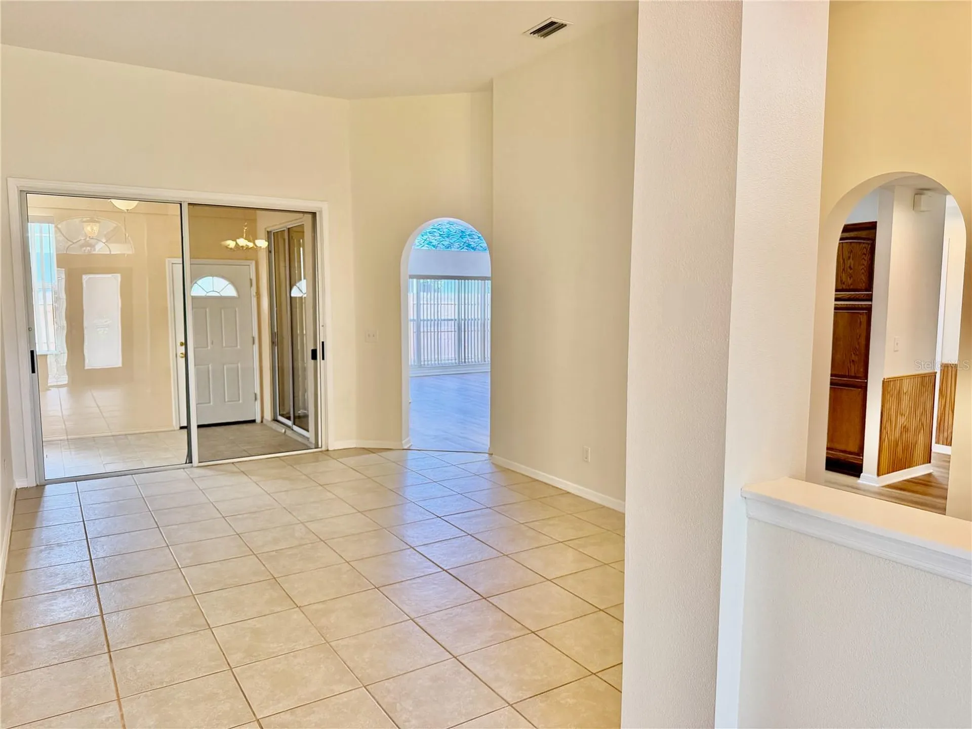 1959 Wood Trail Street Tarpon Springs FL 34689