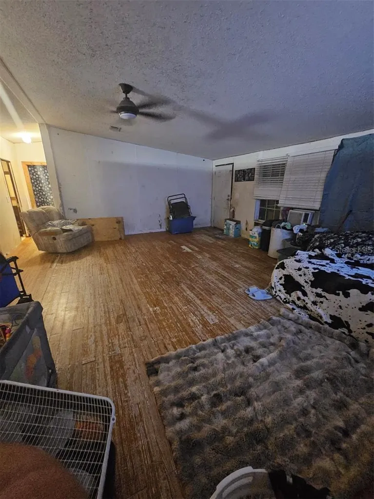 18111 SE 24th Street Silver Springs FL 34488