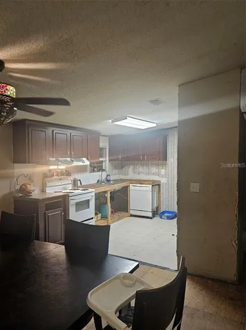 18111 SE 24th Street Silver Springs FL 34488