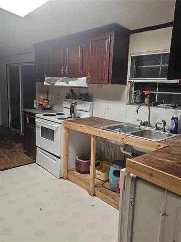 18111 SE 24th Street Silver Springs FL 34488