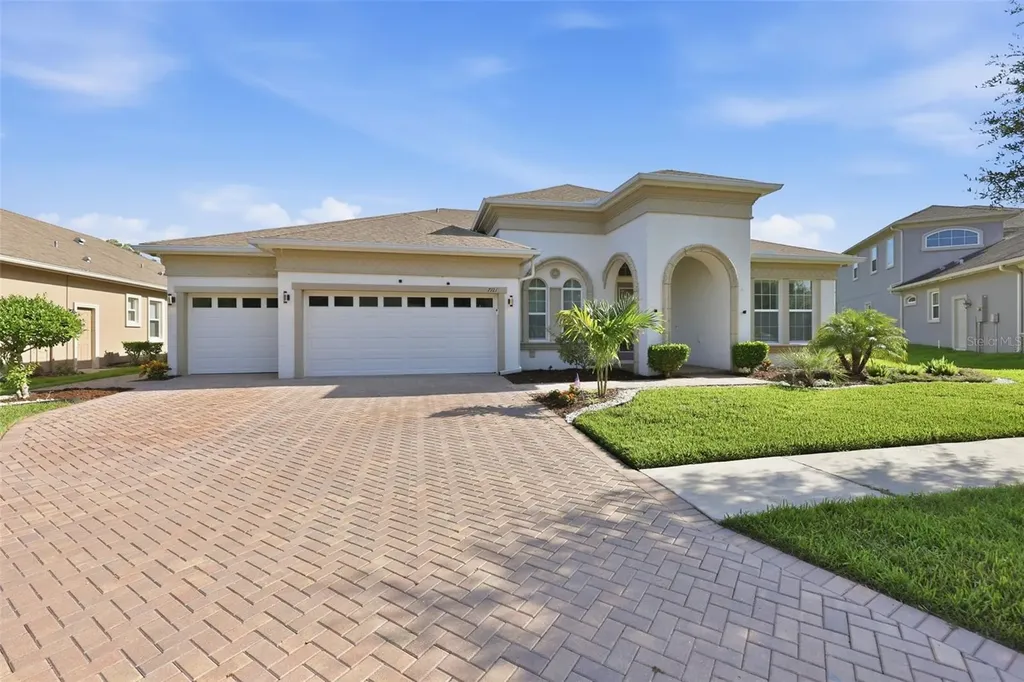 7121 Hatpin Loop Wesley Chapel FL 33545