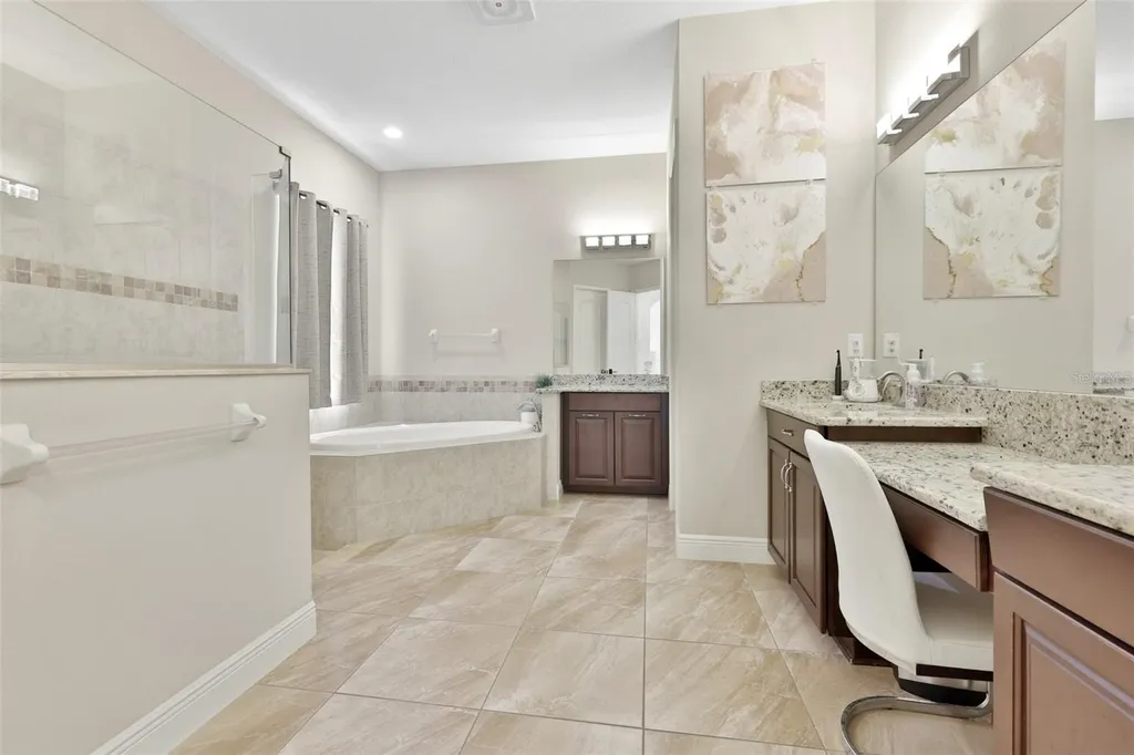 7121 Hatpin Loop Wesley Chapel FL 33545
