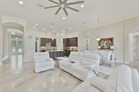 7121 Hatpin Loop Wesley Chapel FL 33545