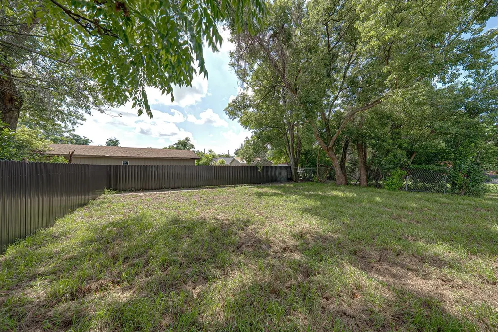 1217 Plant Avenue Lakeland FL 33805