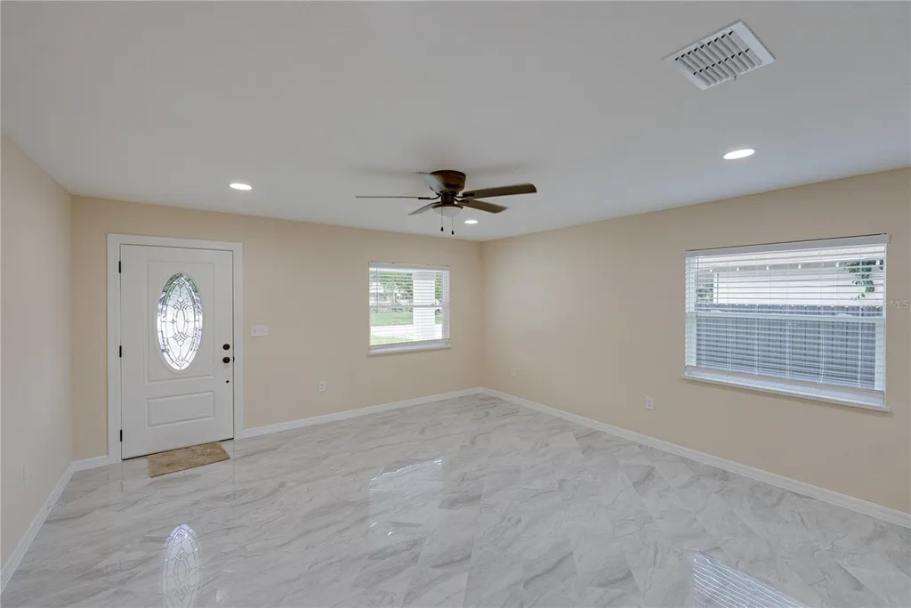 1217 Plant Avenue Lakeland FL 33805