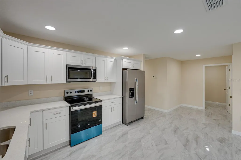 1217 Plant Avenue Lakeland FL 33805