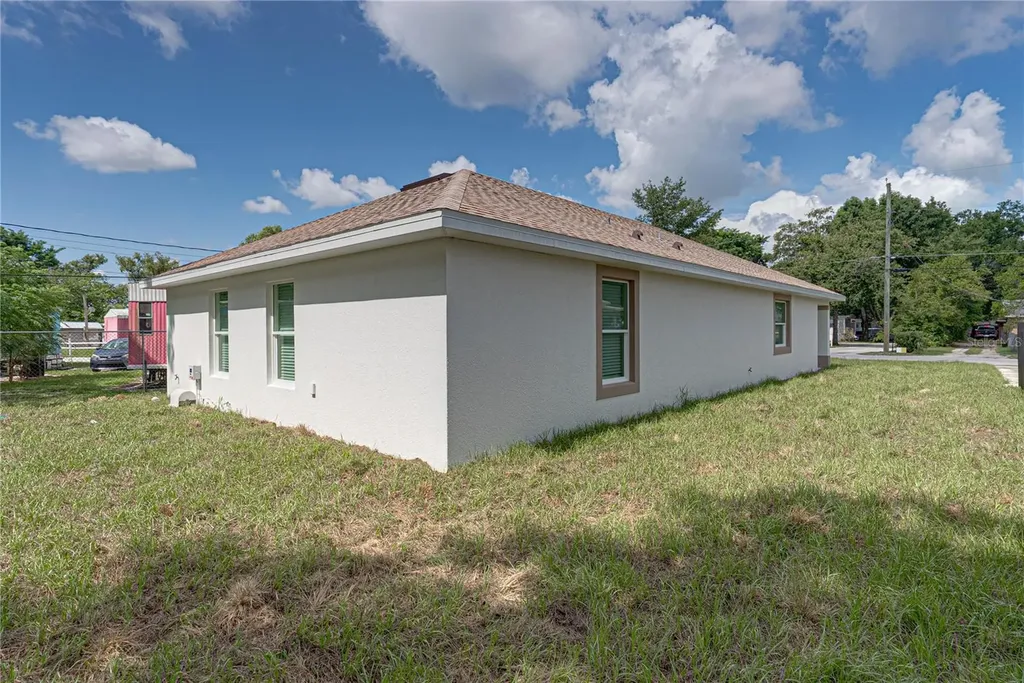 1217 Plant Avenue Lakeland FL 33805