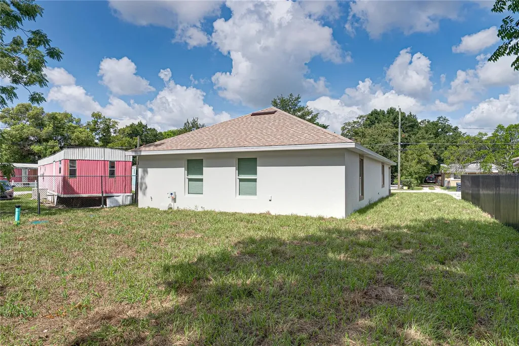 1217 Plant Avenue Lakeland FL 33805