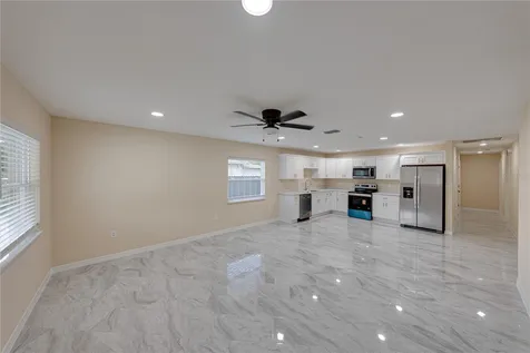 1217 Plant Avenue Lakeland FL 33805