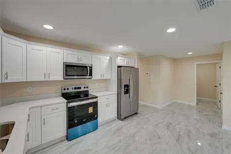 1217 Plant Avenue Lakeland FL 33805