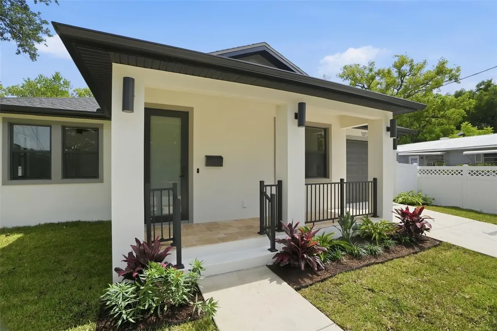 1013 E 22nd Avenue Tampa FL 33605