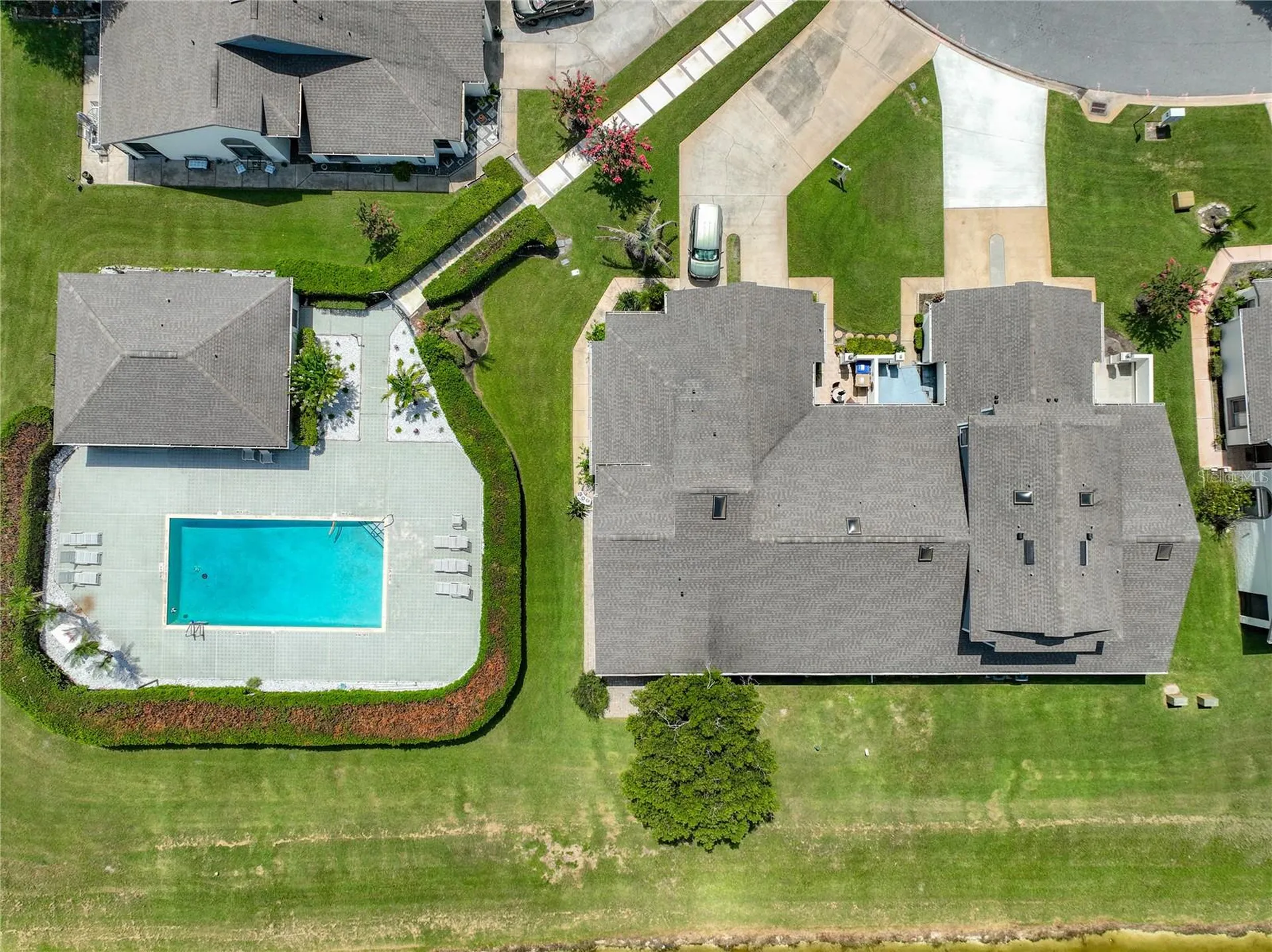 62 Lakepointe Circle Kissimmee FL 34743