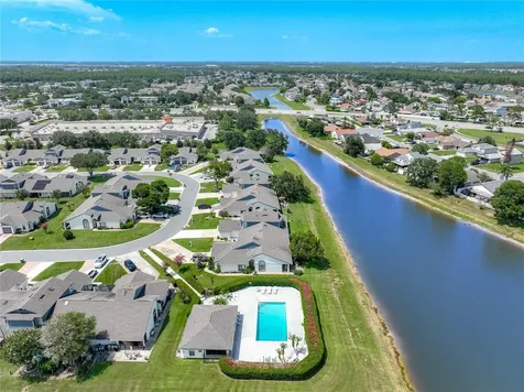 62 Lakepointe Circle Kissimmee FL 34743