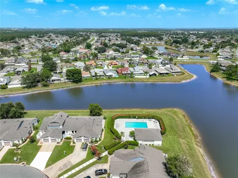 62 Lakepointe Circle Kissimmee FL 34743