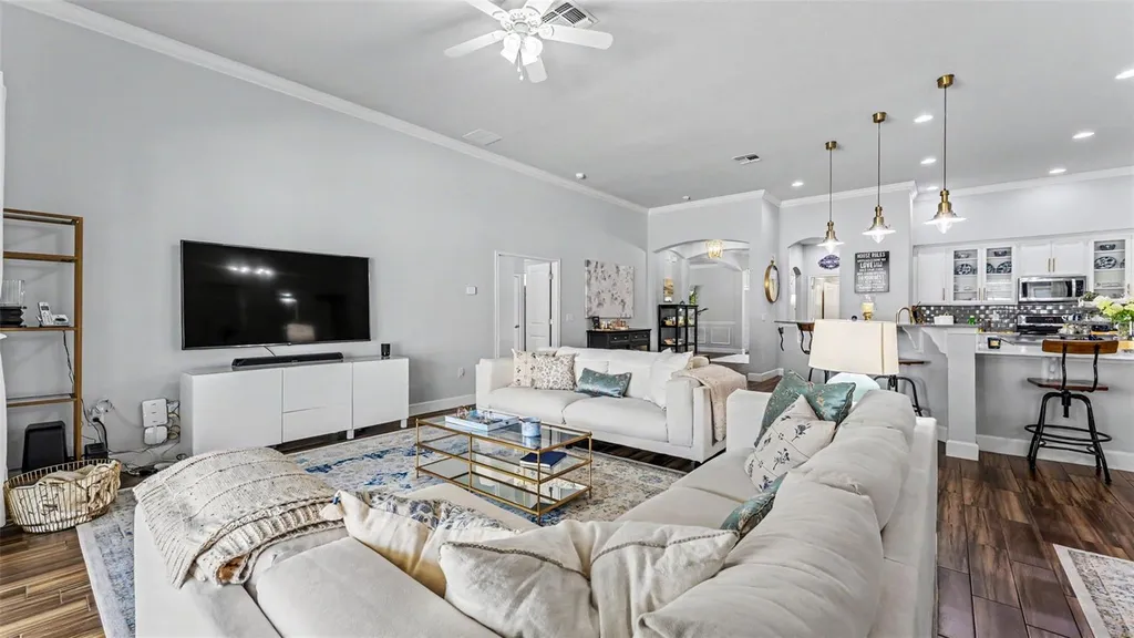 3814 Shoreside Drive Kissimmee FL 34746