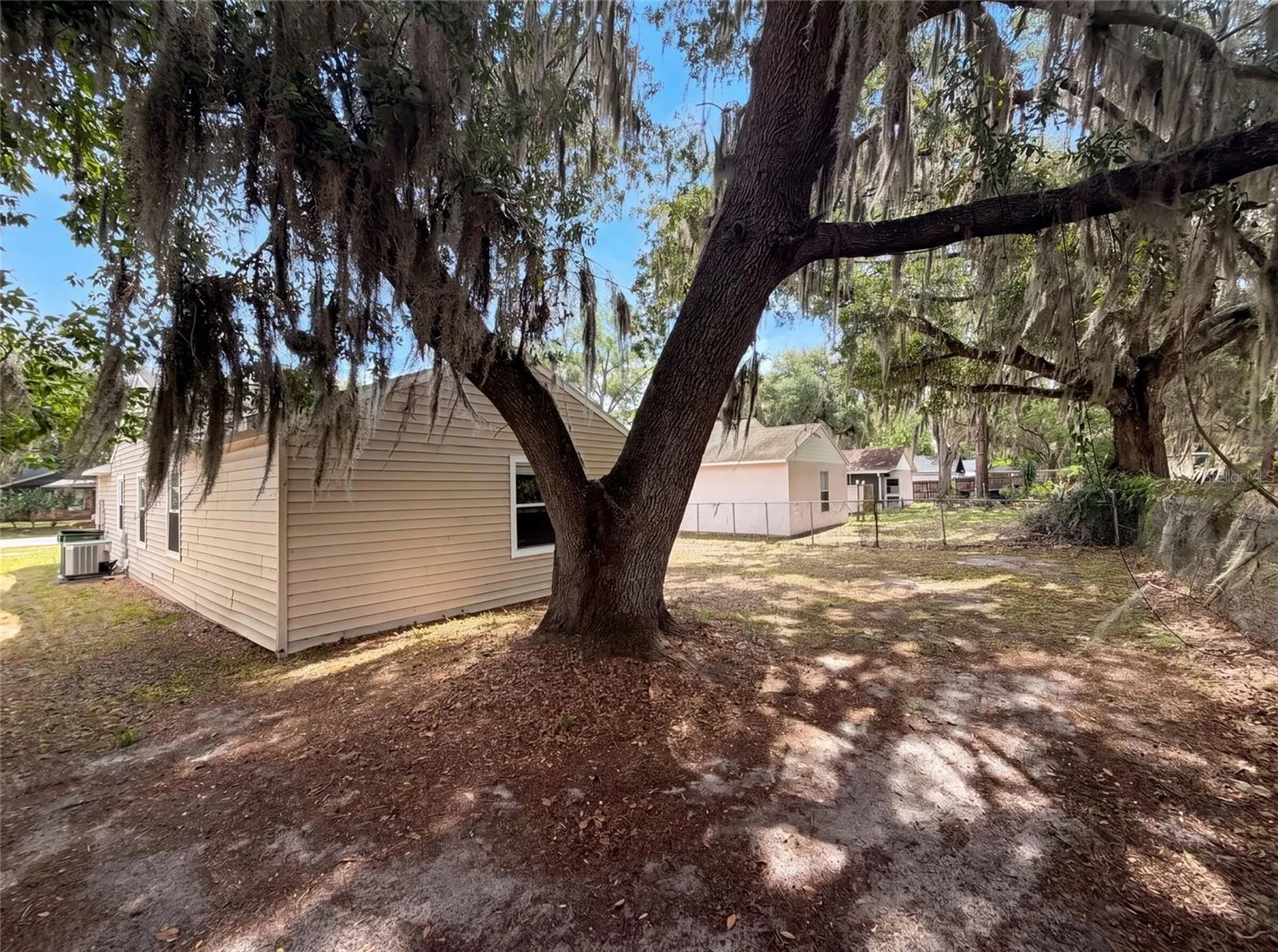 2715 Lorraine Drive Leesburg FL 34748