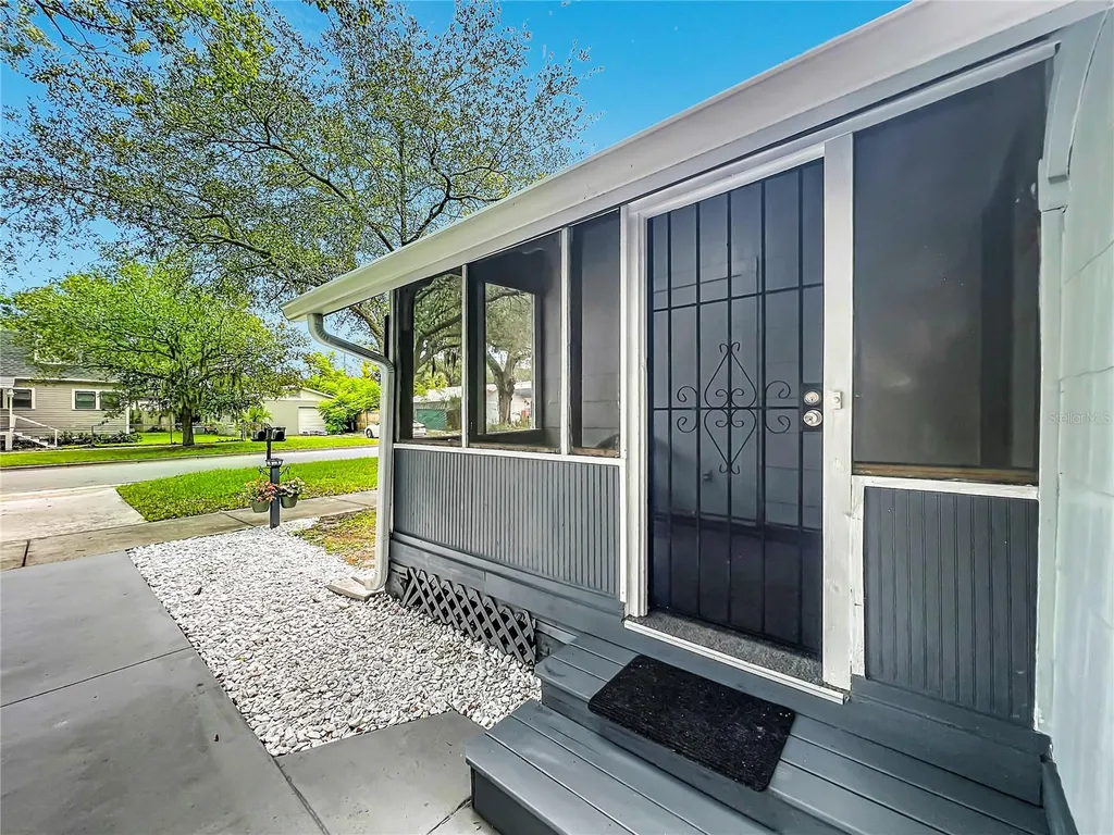 306 S Elm Avenue Sanford FL 32771