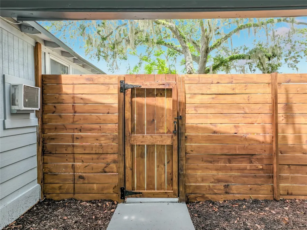 306 S Elm Avenue Sanford FL 32771
