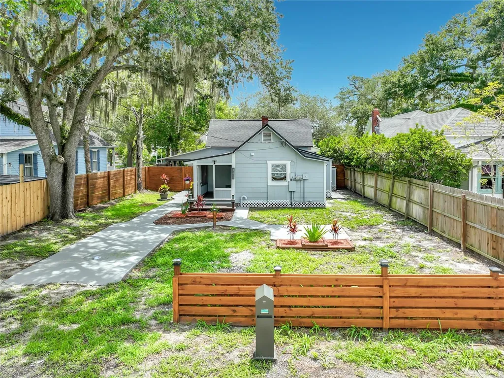 306 S Elm Avenue Sanford FL 32771