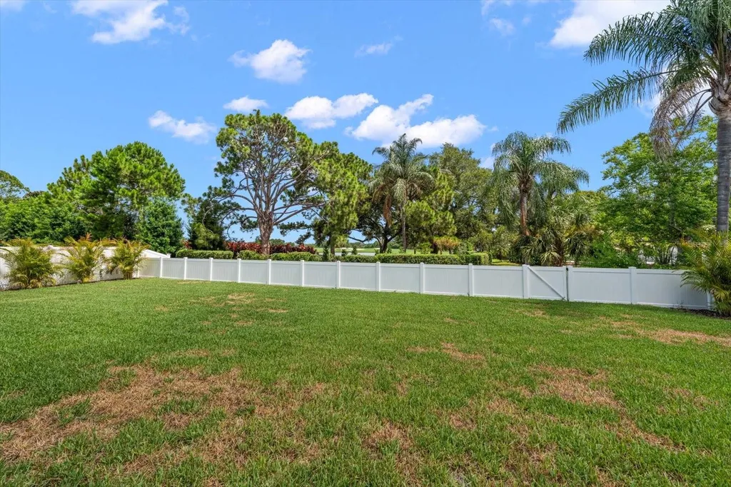 668 Mehlenbacher Road Clearwater FL 33756