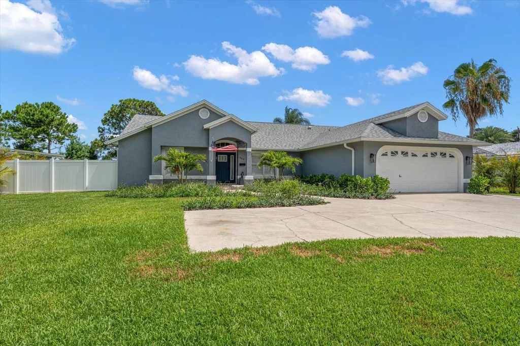 668 Mehlenbacher Road Clearwater FL 33756