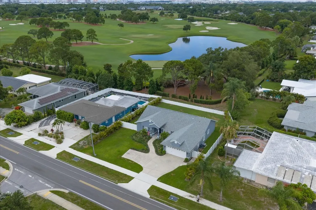 668 Mehlenbacher Road Clearwater FL 33756