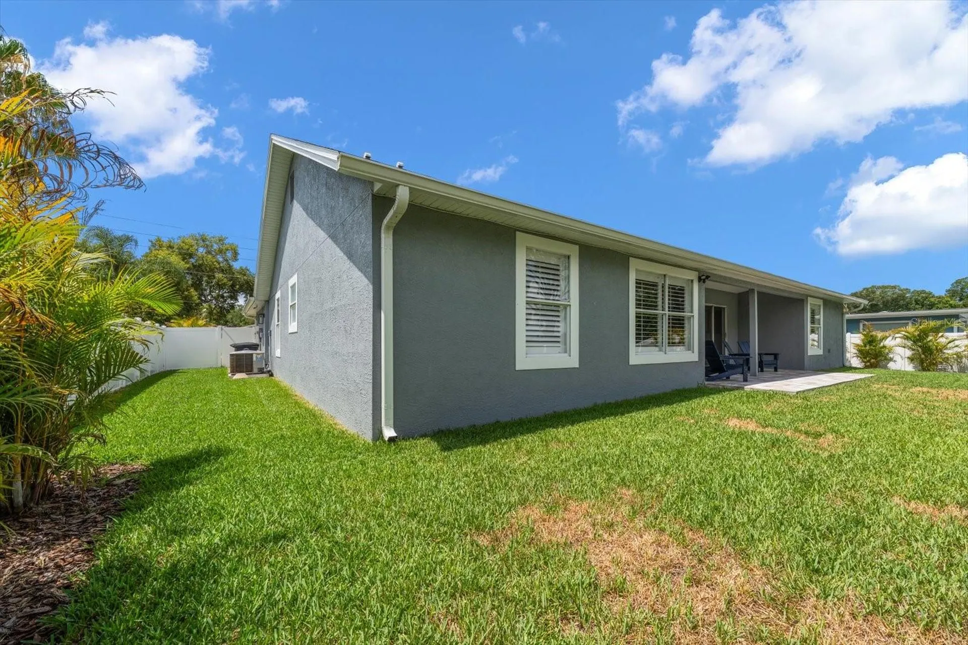 668 Mehlenbacher Road Clearwater FL 33756