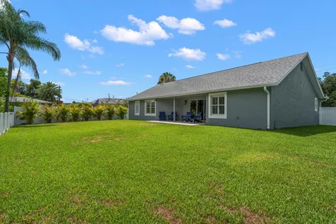 668 Mehlenbacher Road Belleair FL 33756